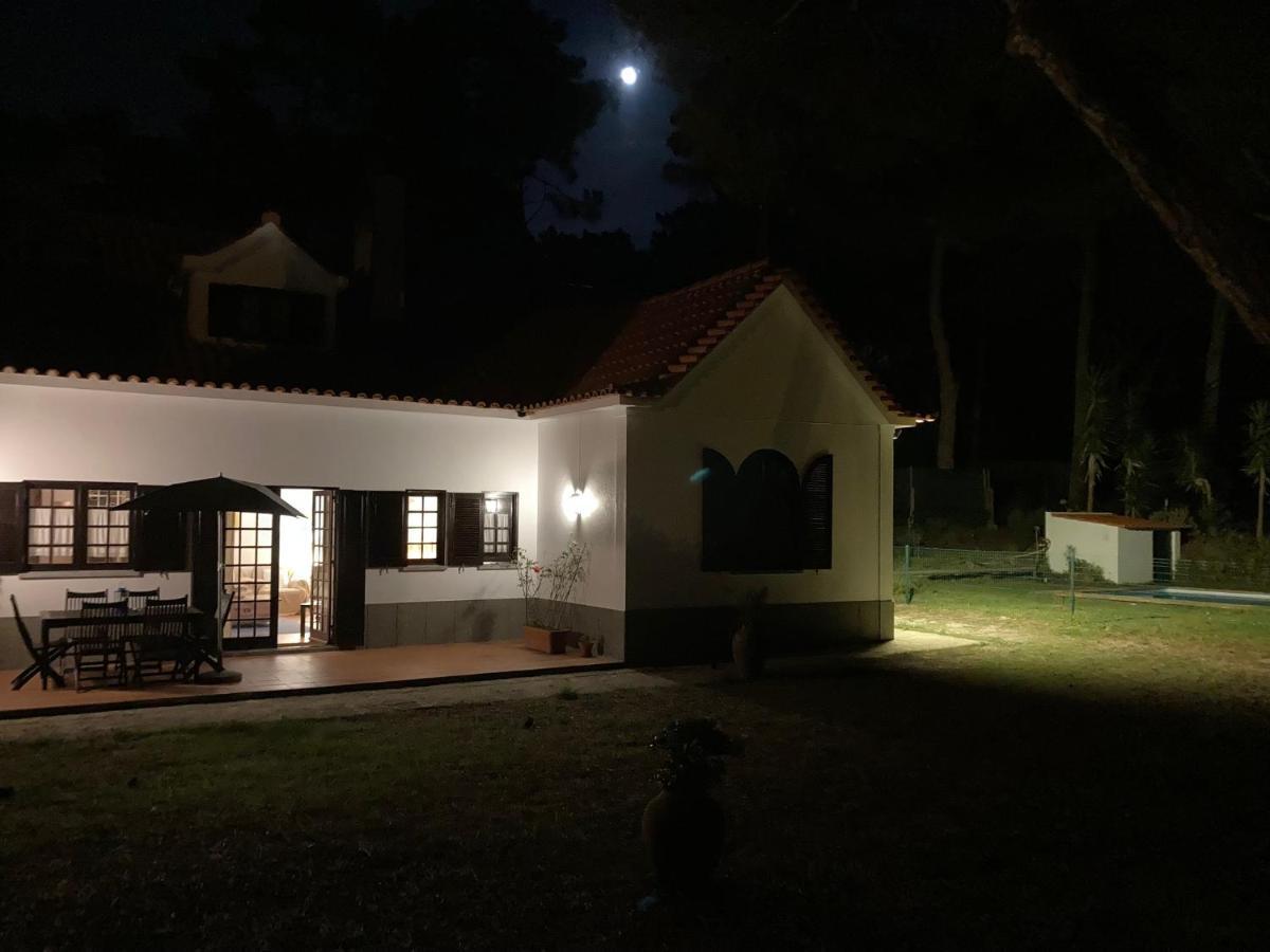 Moradia No Pinhal Com Piscina - Espaco E Privacidade Para As Suas Ferias! ซินตรา ภายนอก รูปภาพ