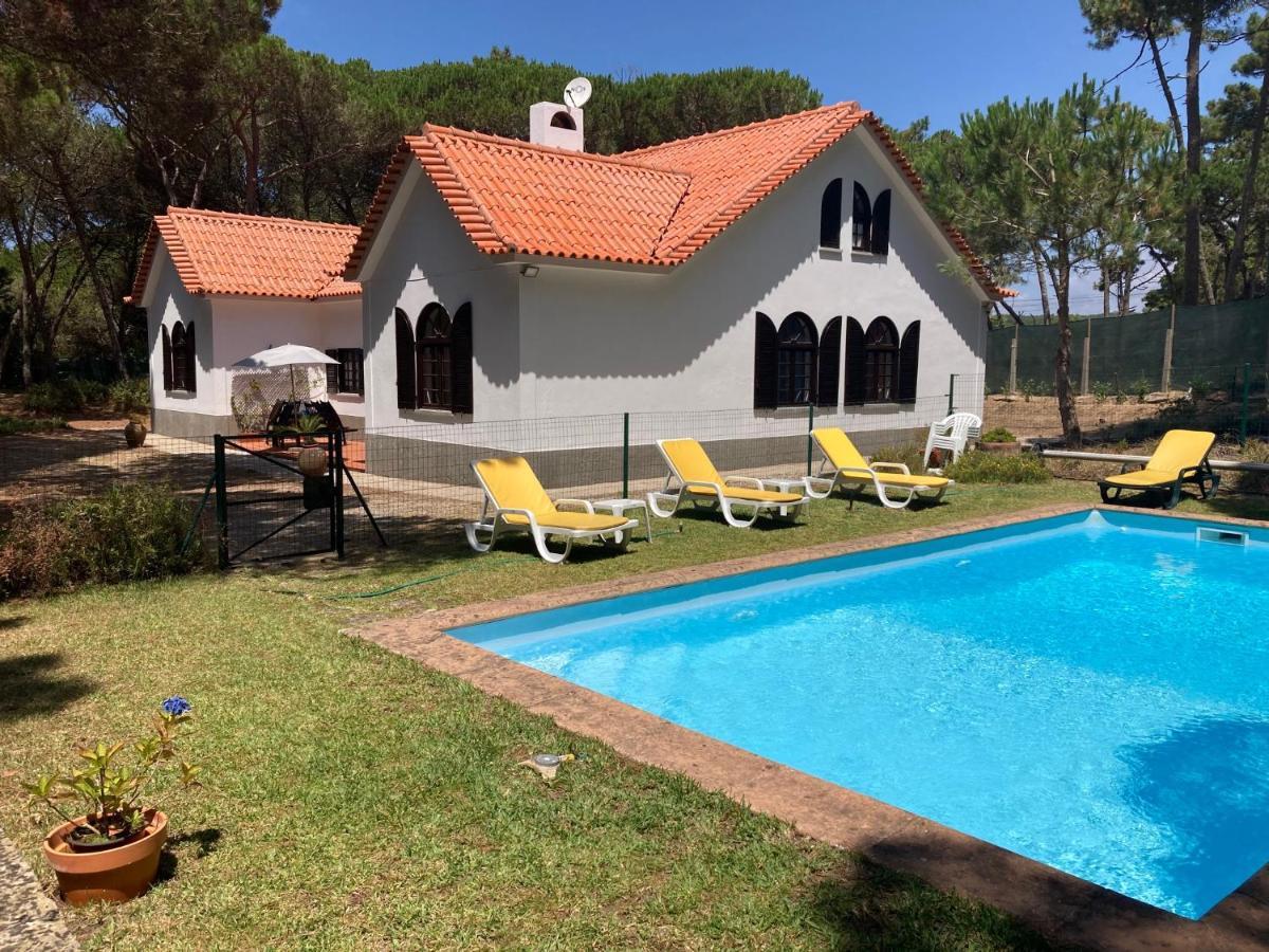 Moradia No Pinhal Com Piscina - Espaco E Privacidade Para As Suas Ferias! ซินตรา ภายนอก รูปภาพ